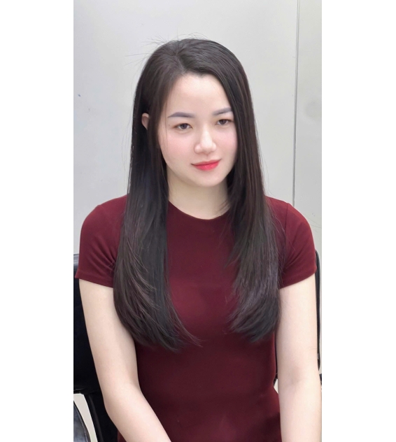 Duỗi tóc hot tại Buôn Ma Thuật 